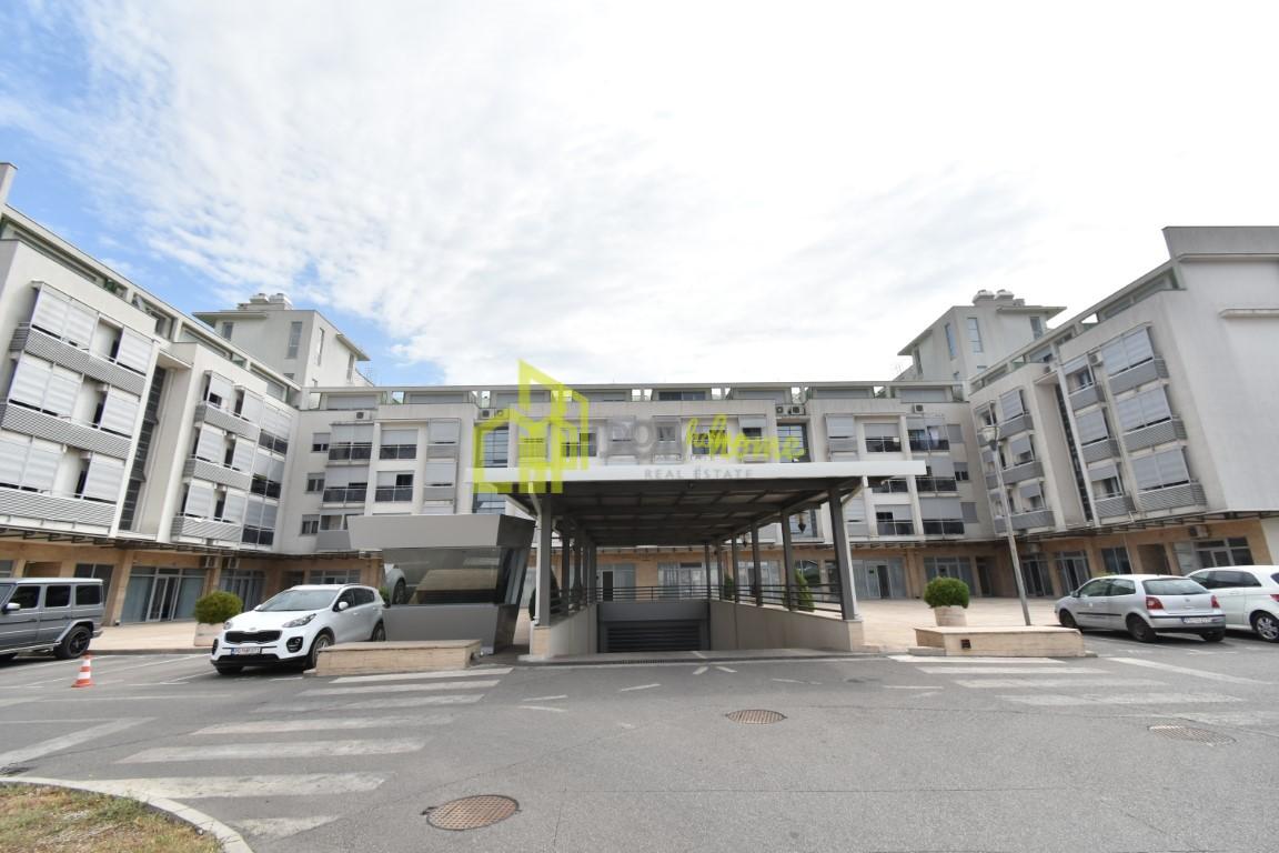 Lux trosoban stan 120m2, Toloski apartmani